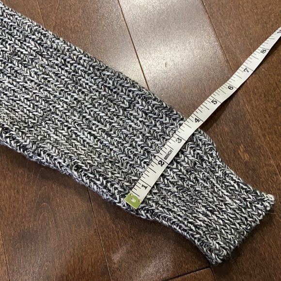 Salt & Pepper Knit Turtleneck Sweater - Picture 15 of 15